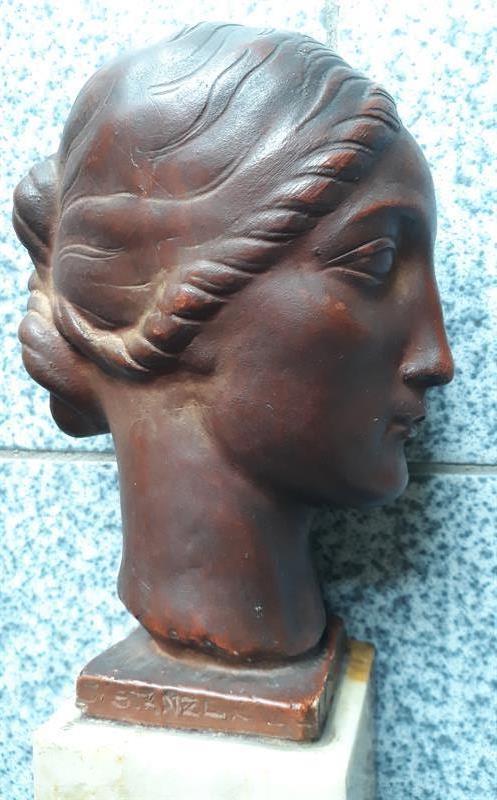 J. Štanzl: Hlava ženy.