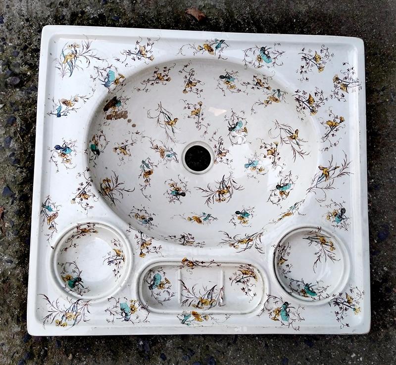 Porcelánové umyvadlo