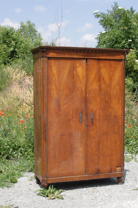 Skříň biedermeier