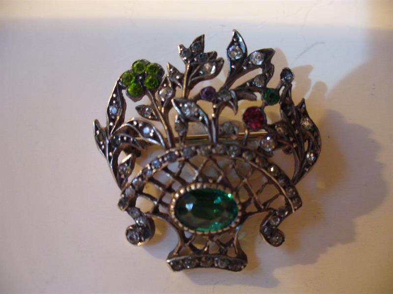 Stříbrná brož - Květinový košíček