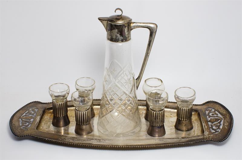 Secesní likérová souprava Fr. BIBUS stříbřená alpaka a sklo