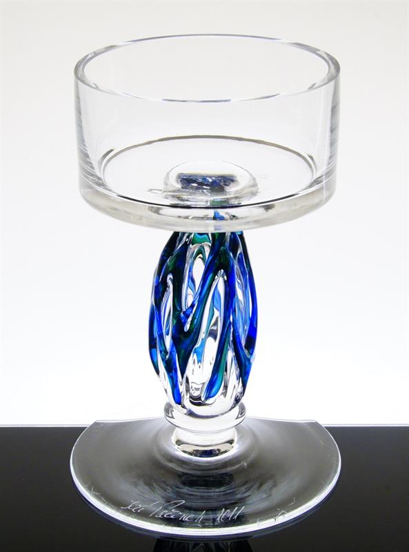 Pohár s modrozelenými nálepy Jiří PAČINEK sign. 2011