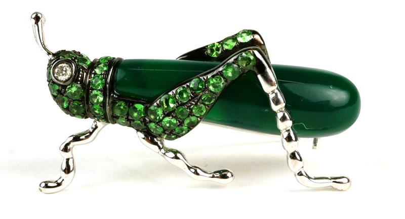 Zlatá brož ve tvaru luční kobylky