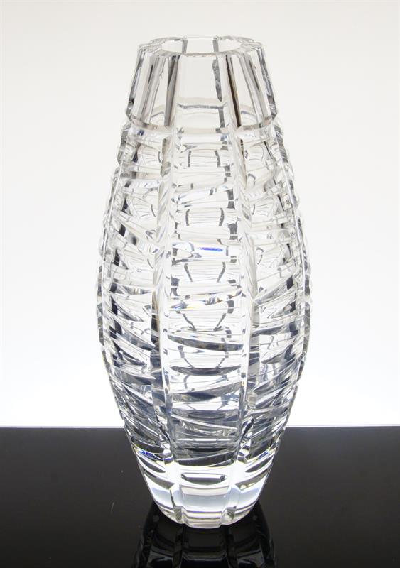 Broušená křišťálová váza Vladimír ŽAHOUR Bohemia Poděbrady