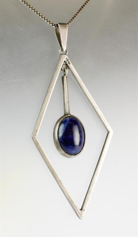 Stříbrný náhrdelník