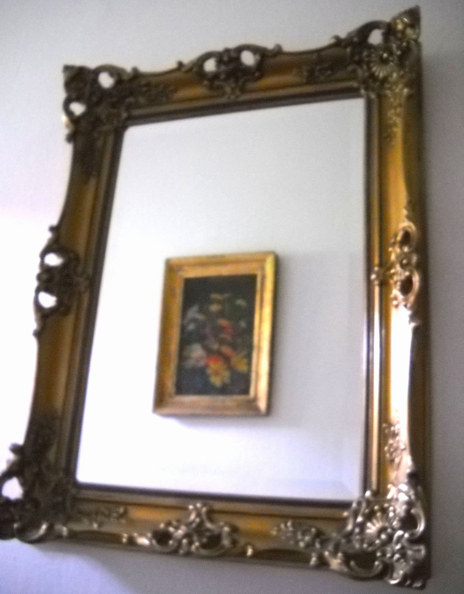 zrcadlo ve francouzském rámu