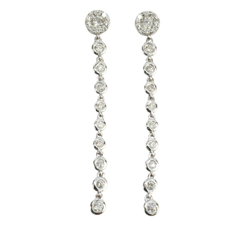 Zlaté náušnice s diamanty