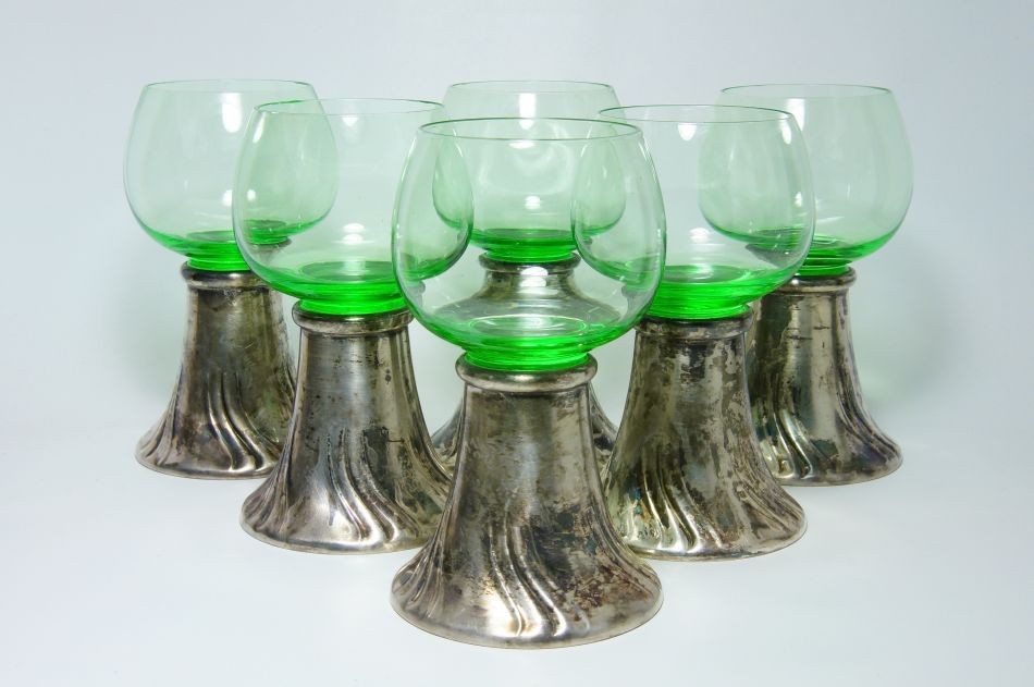 Secesní sada sklenic ze zeleného skla v alpakové montáži - ŘÍMAN