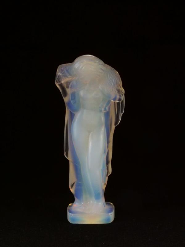 Marius-Ernest Sabino - Dívka s ovečkou