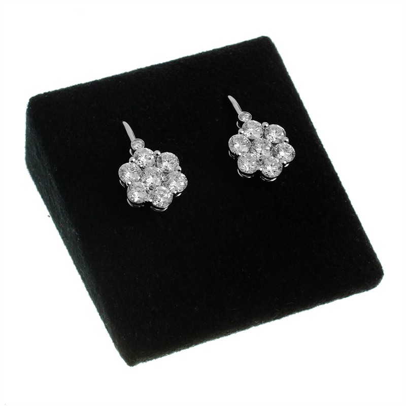 Zlaté náušnice s brilianty