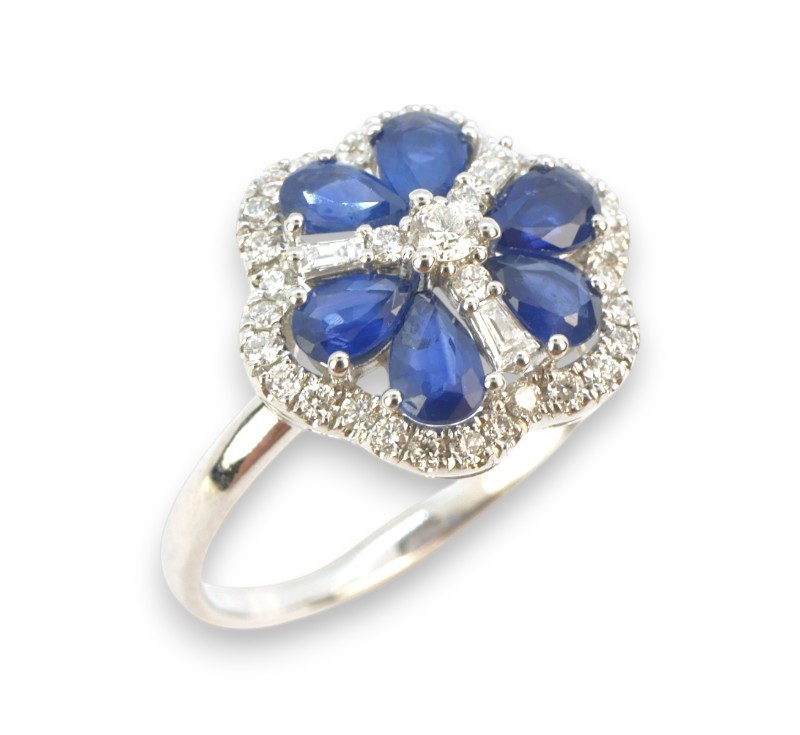 Zlatý prsten se safíry a diamanty