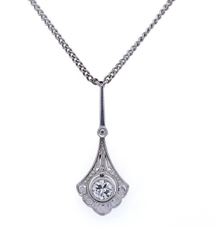 Art Deco starožitný nahrdelnik s briliantem