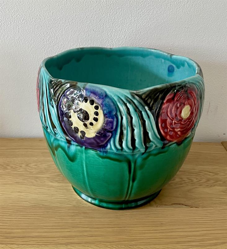 Květináč keramický, secesní.