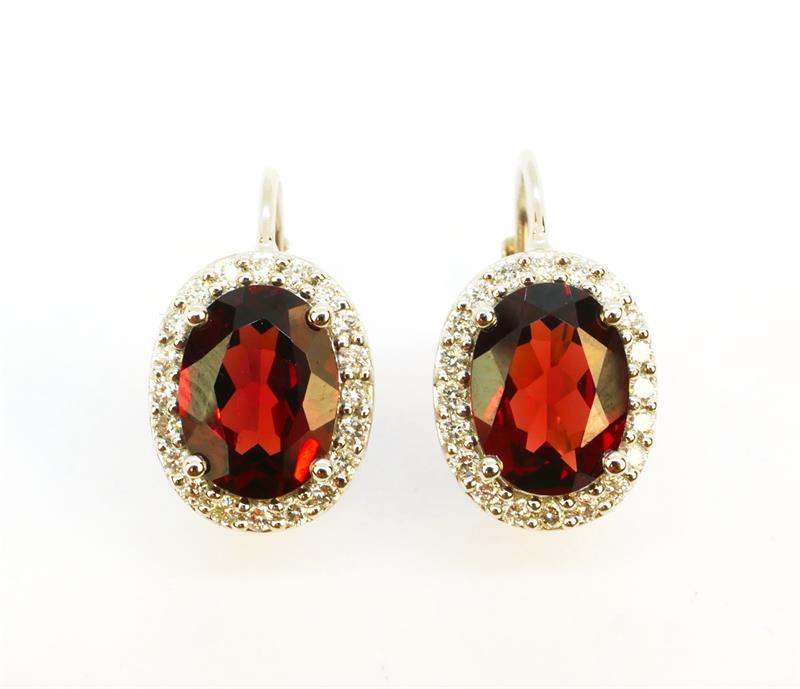 Zlaté náušnice s granáty a brilianty