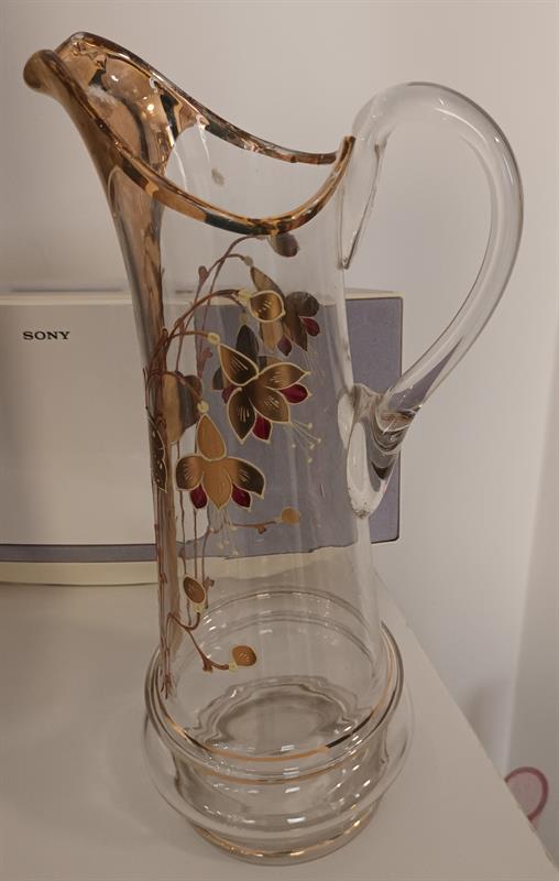 Secesní nápojová souprava.