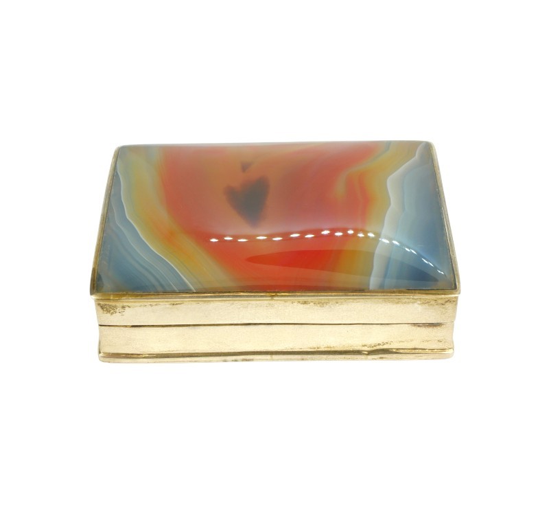 Stříbrná krabička