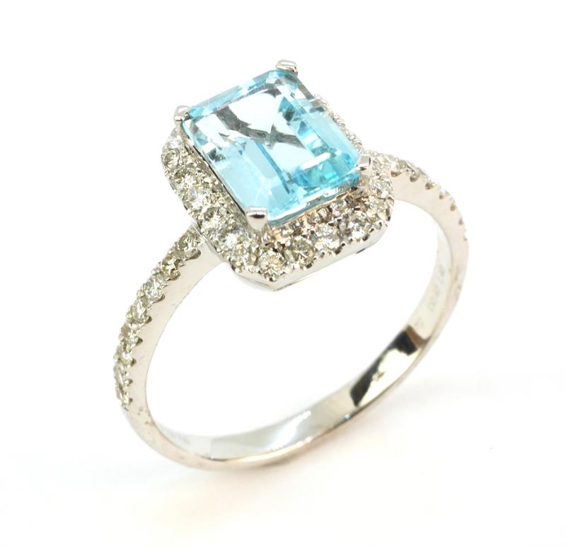 Zlatý prsten brilianty