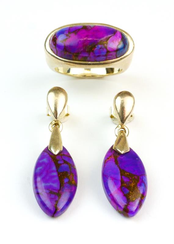 Set stříbrných šperků s fialovomodrými kameny