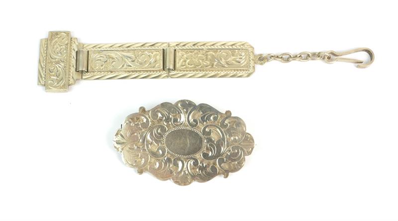 Stříbrný šatlén a brož