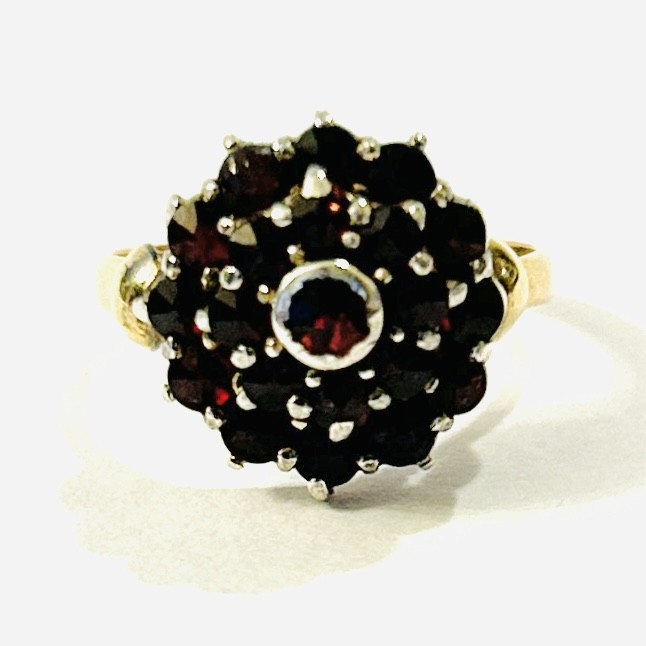 Zlato-stříbrný prsten s českými granáty