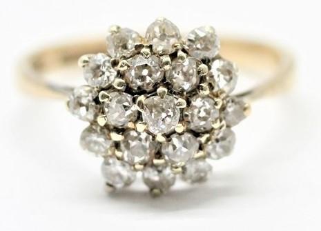 Zlatý prsten s diamanty