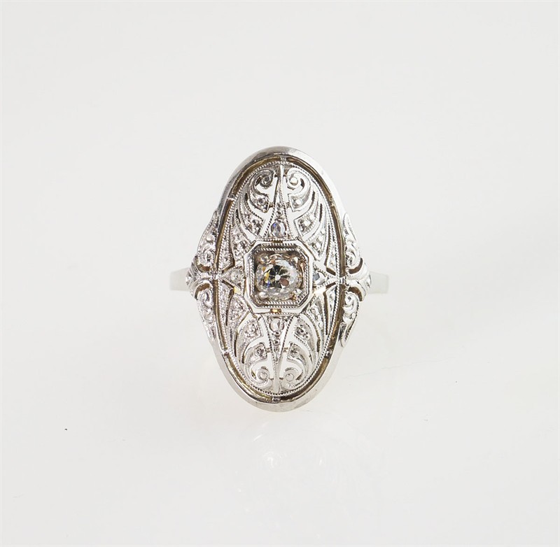 Art deco zlatý prsten s diamanty