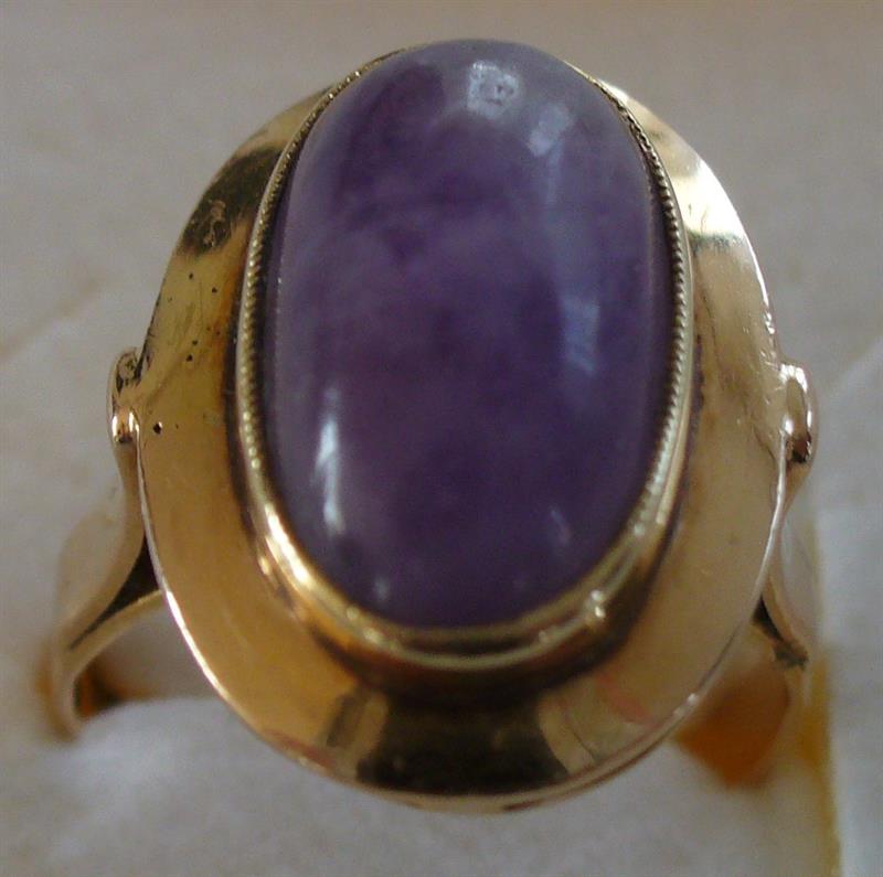 Zlatý prsten s ametystem