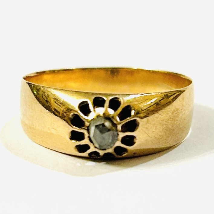 Zlatý starožitný prsten s diamantem