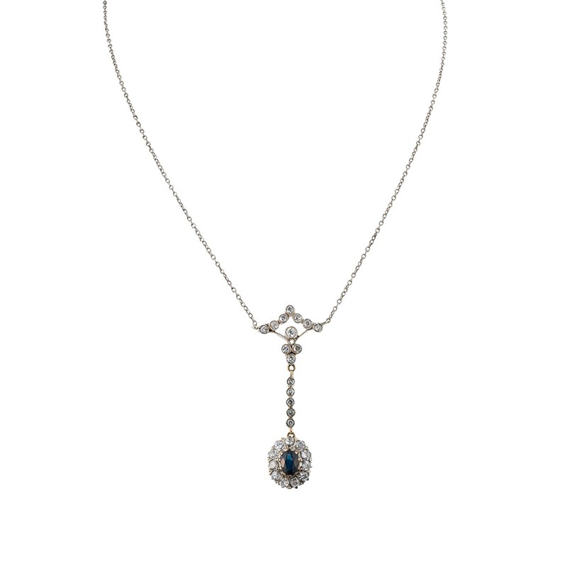 Zlatý náhrdelník s přírodním safírem 0,65 ct a diamanty