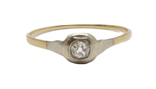 Zlatý prsten s diamantem