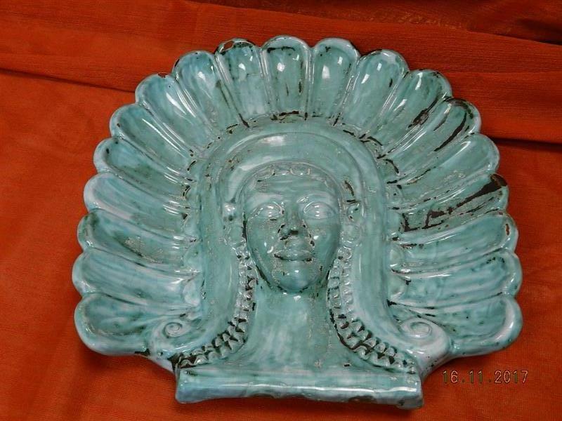 Plastika z terakoty Indián tyrkysová barva