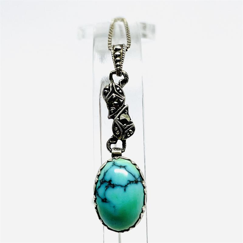 Stříbrný náhrdelník s tyrkysem a markazity